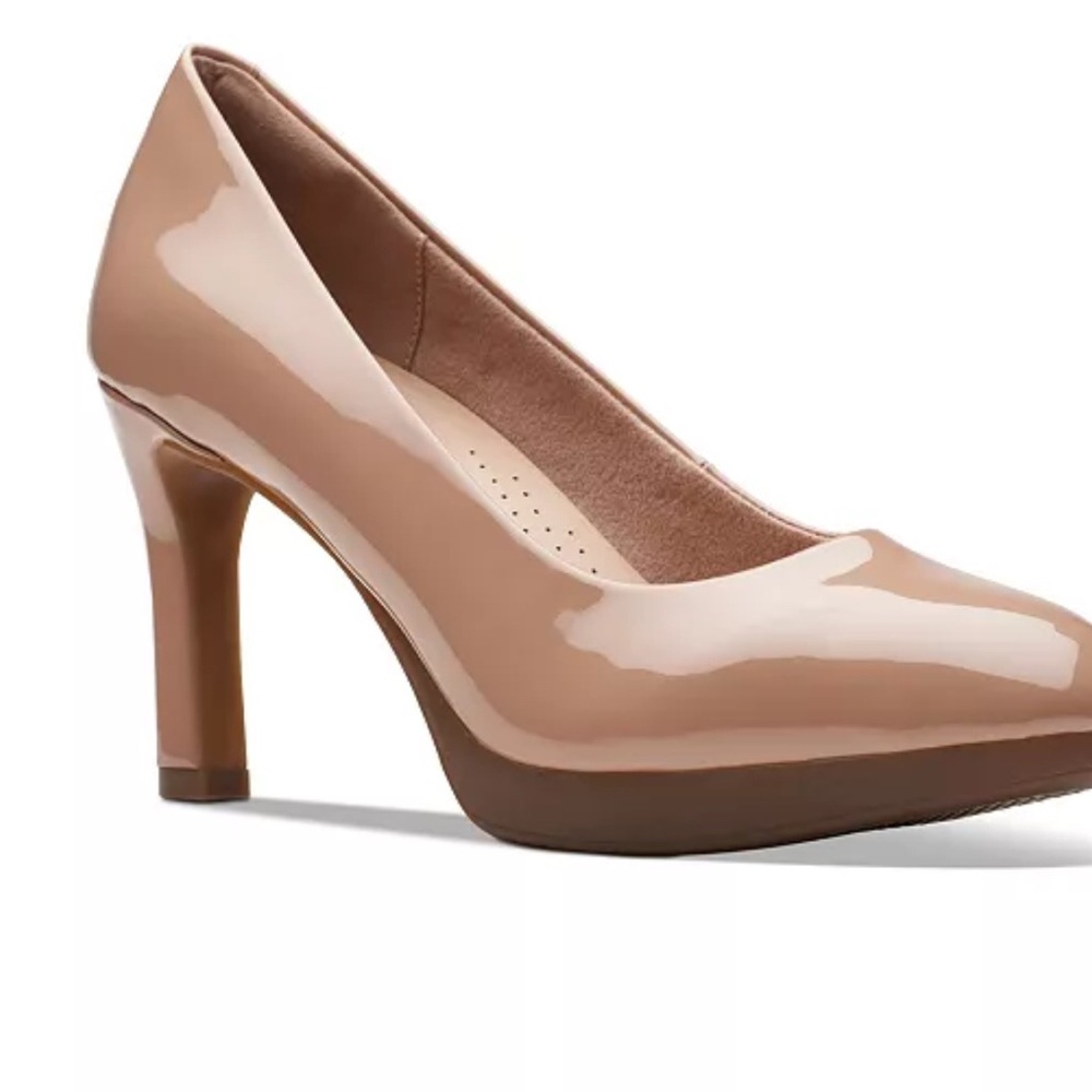 Clark Heels (Amber Joy) size 8 wide
